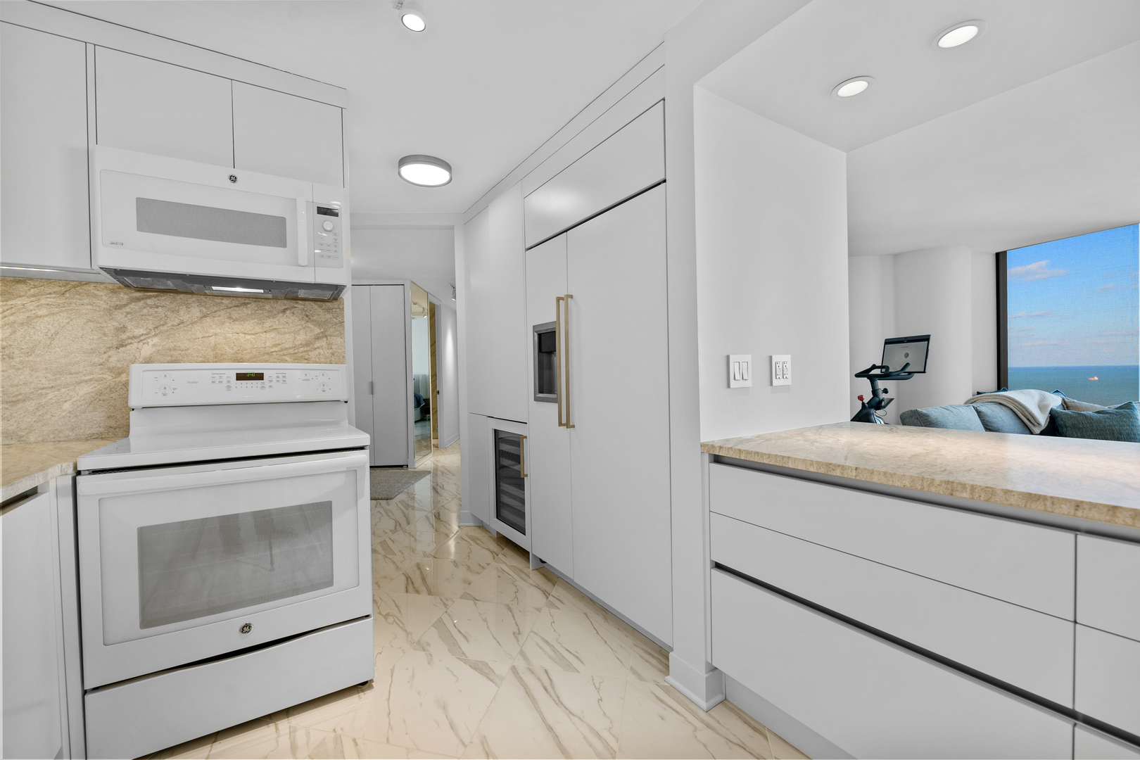 505 N Lake Shore Drive Unit: 3904