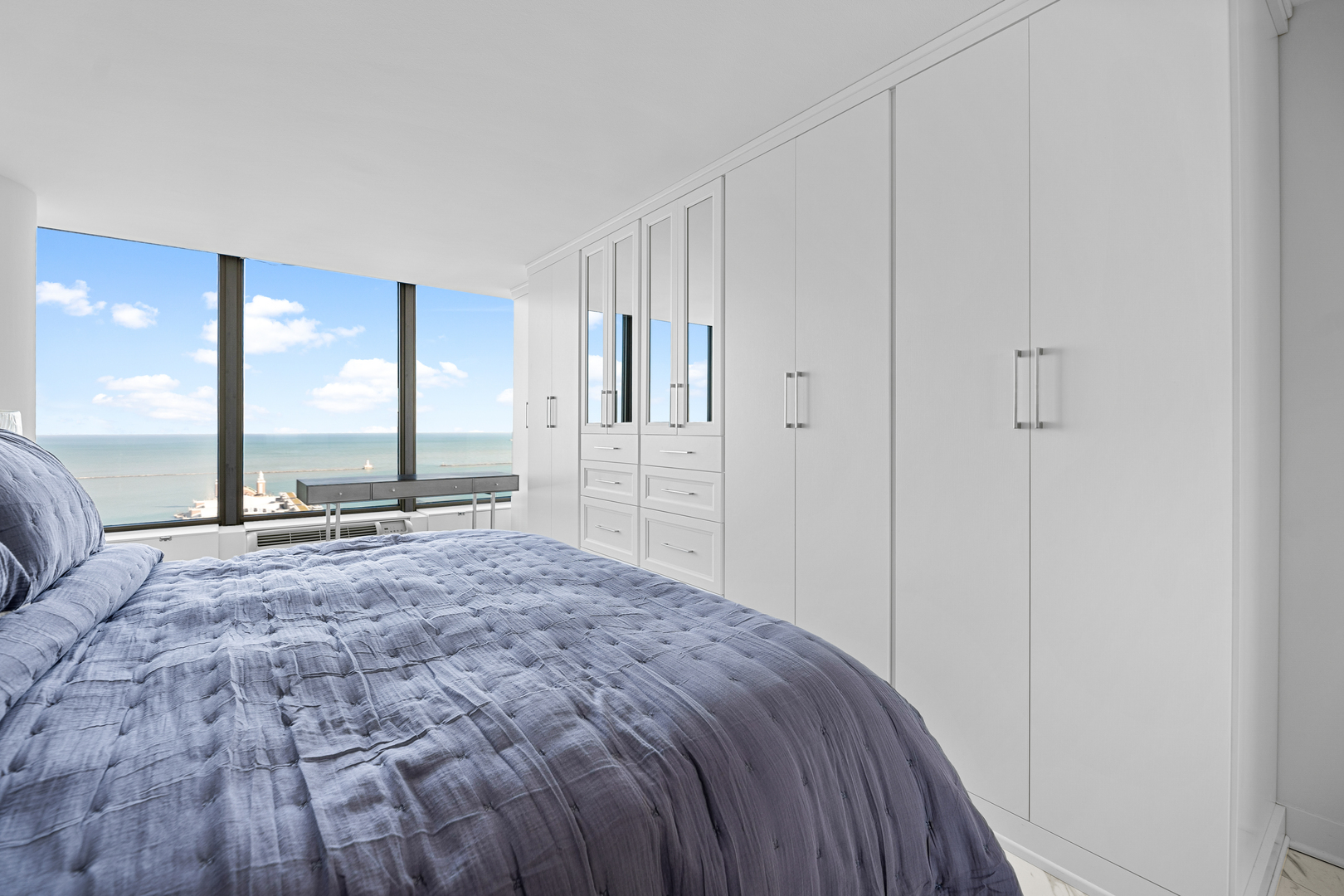 505 N Lake Shore Drive Unit: 3904