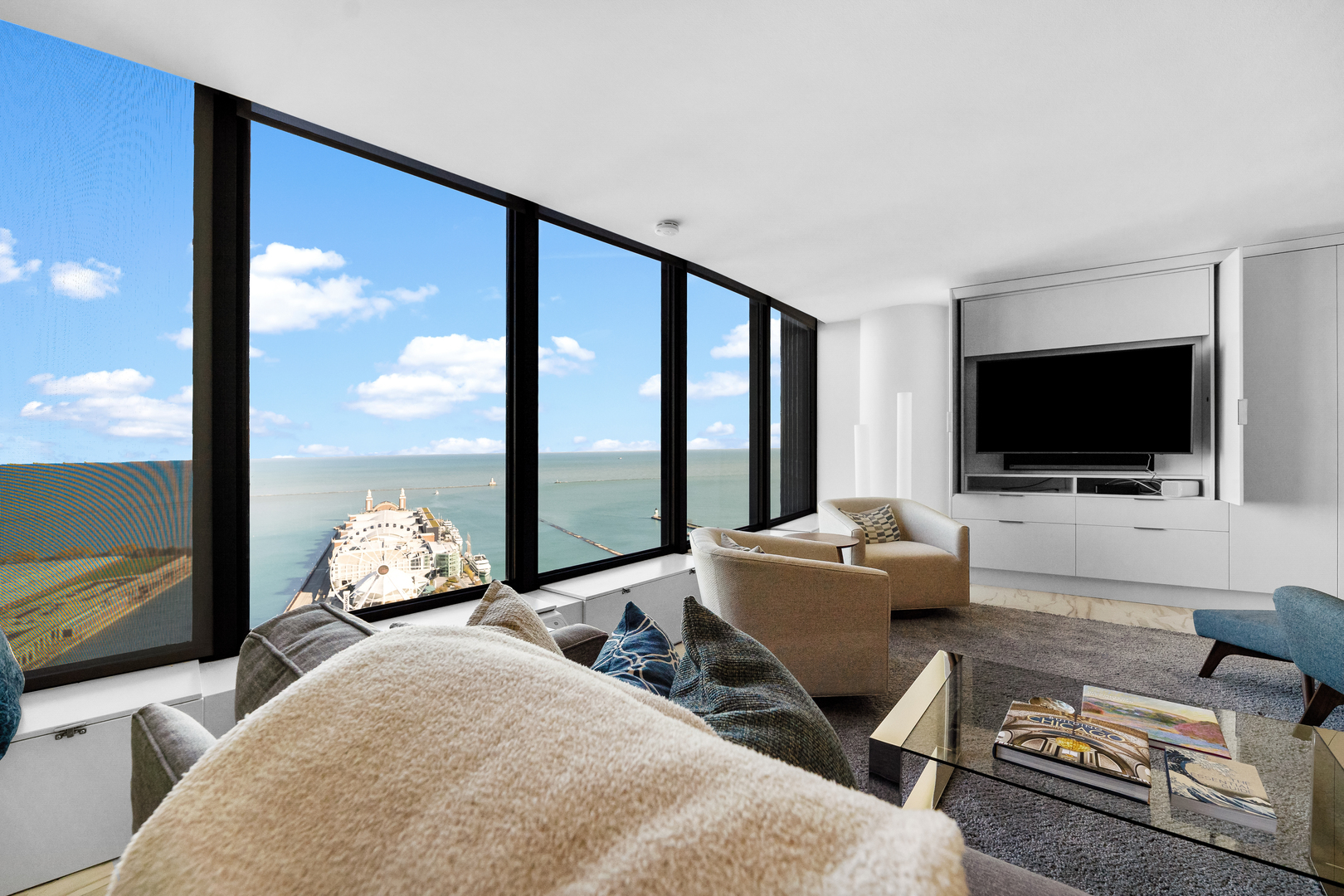 505 N Lake Shore Drive Unit: 3904