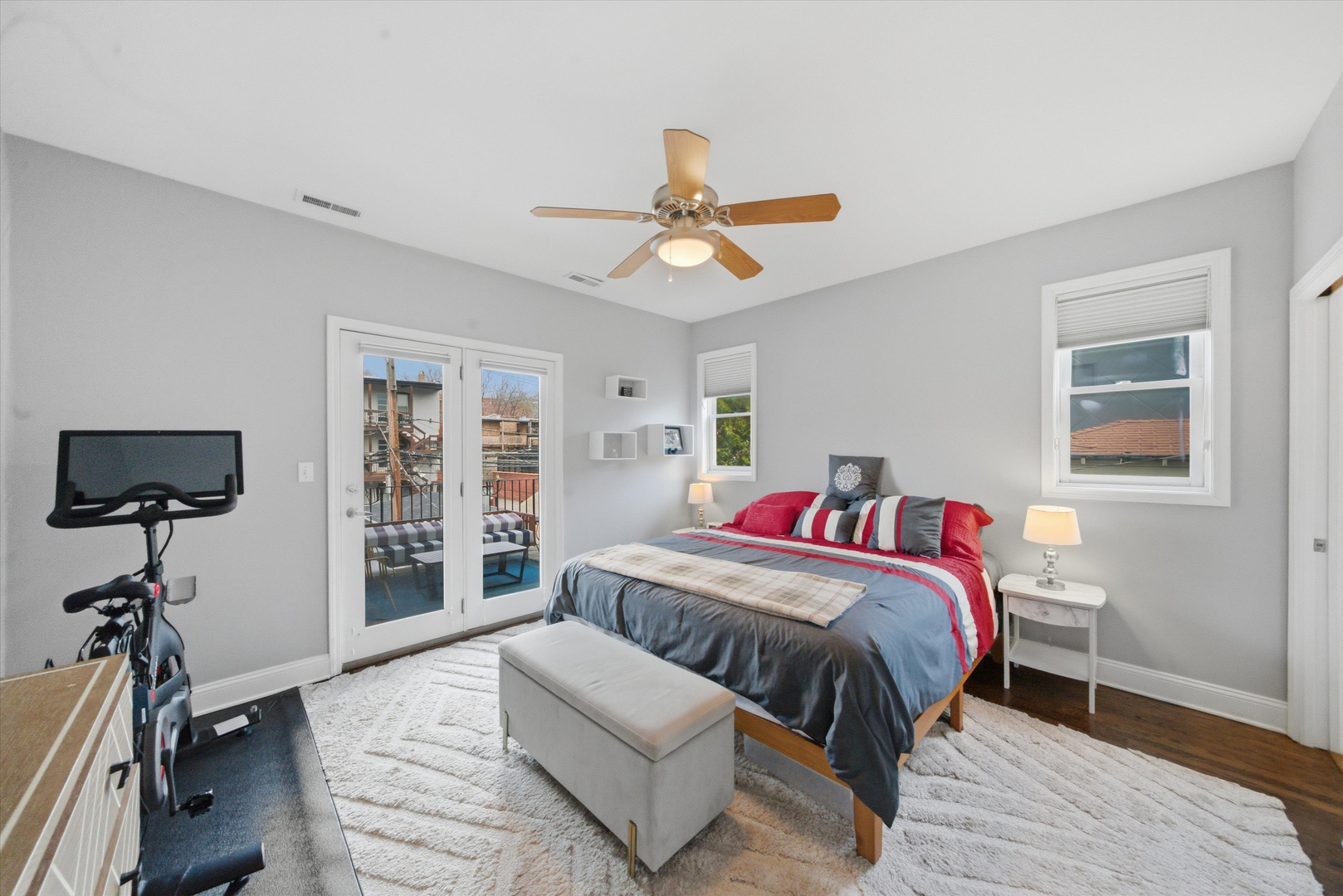 1016 W George Street Unit: 2