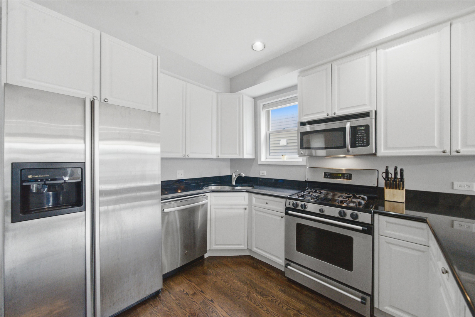 1016 W George Street Unit: 2
