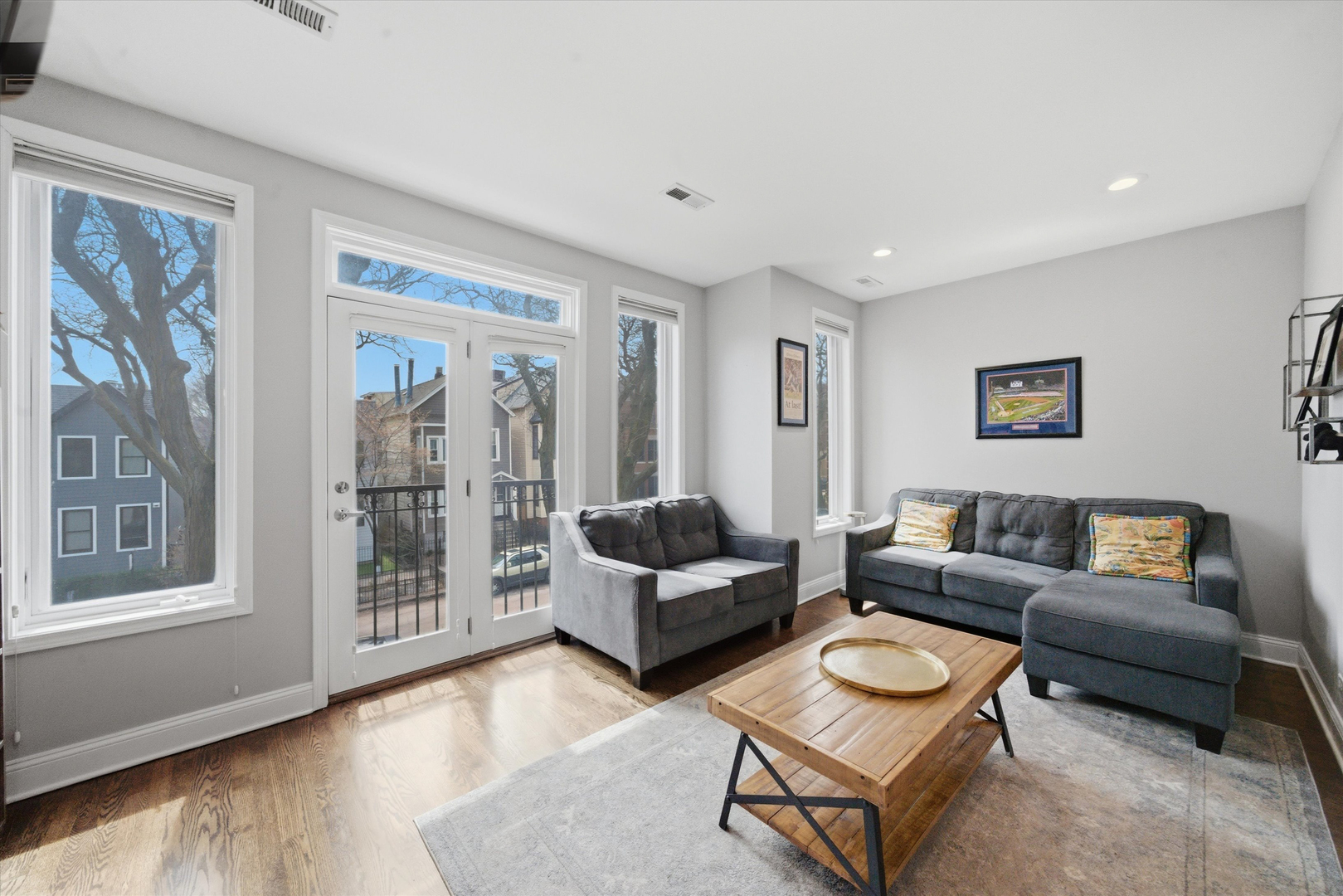 1016 W George Street Unit: 2