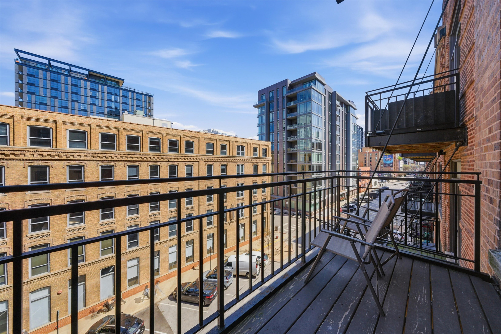 375 W Erie Street Unit: 408