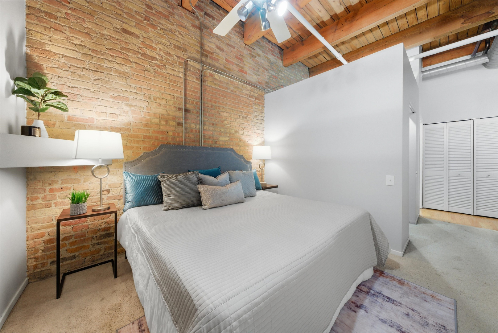 375 W Erie Street Unit: 408