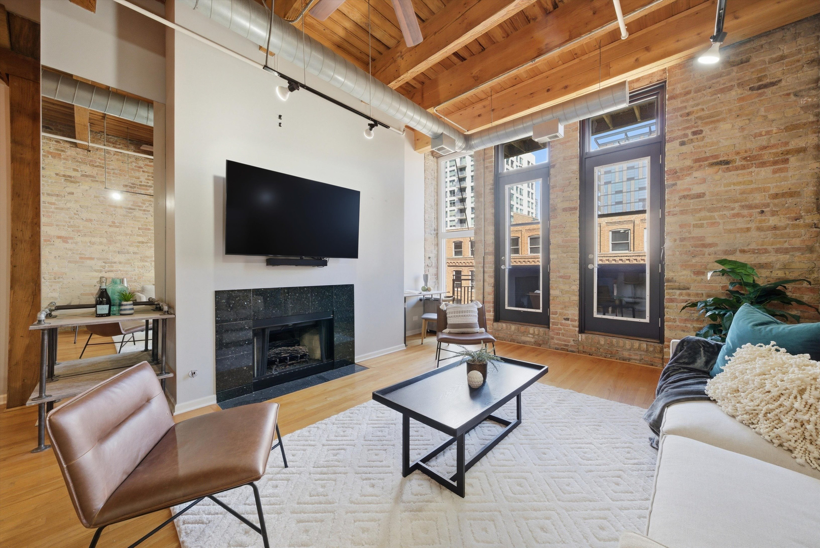 375 W Erie Street Unit: 408