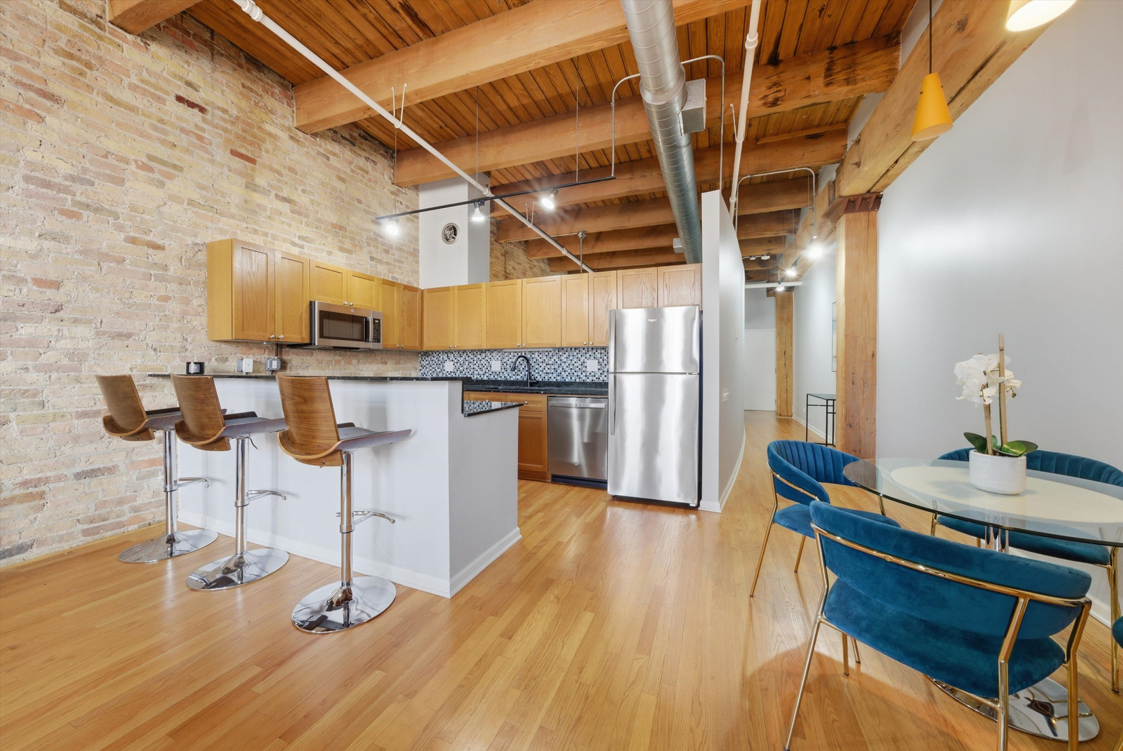 375 W Erie Street Unit: 408