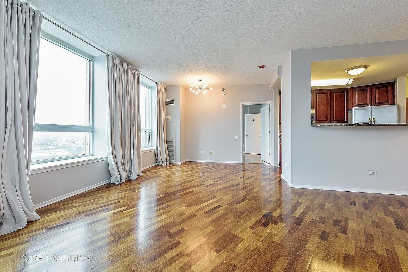 600 N Kingsbury Street Unit: 1811