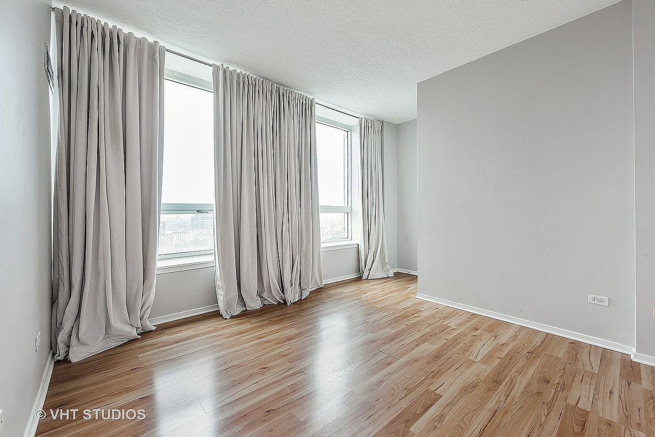 600 N Kingsbury Street Unit: 1811