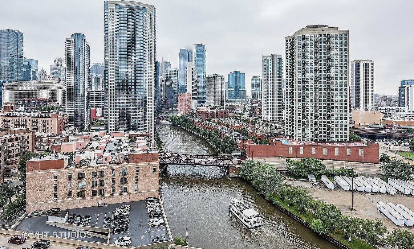 600 N Kingsbury Street Unit: 1811