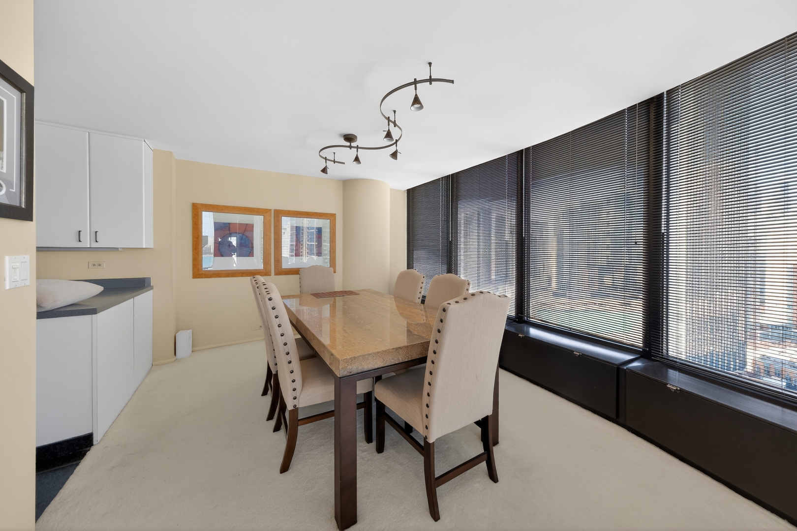 505 N Lake Shore Drive Unit: 2711