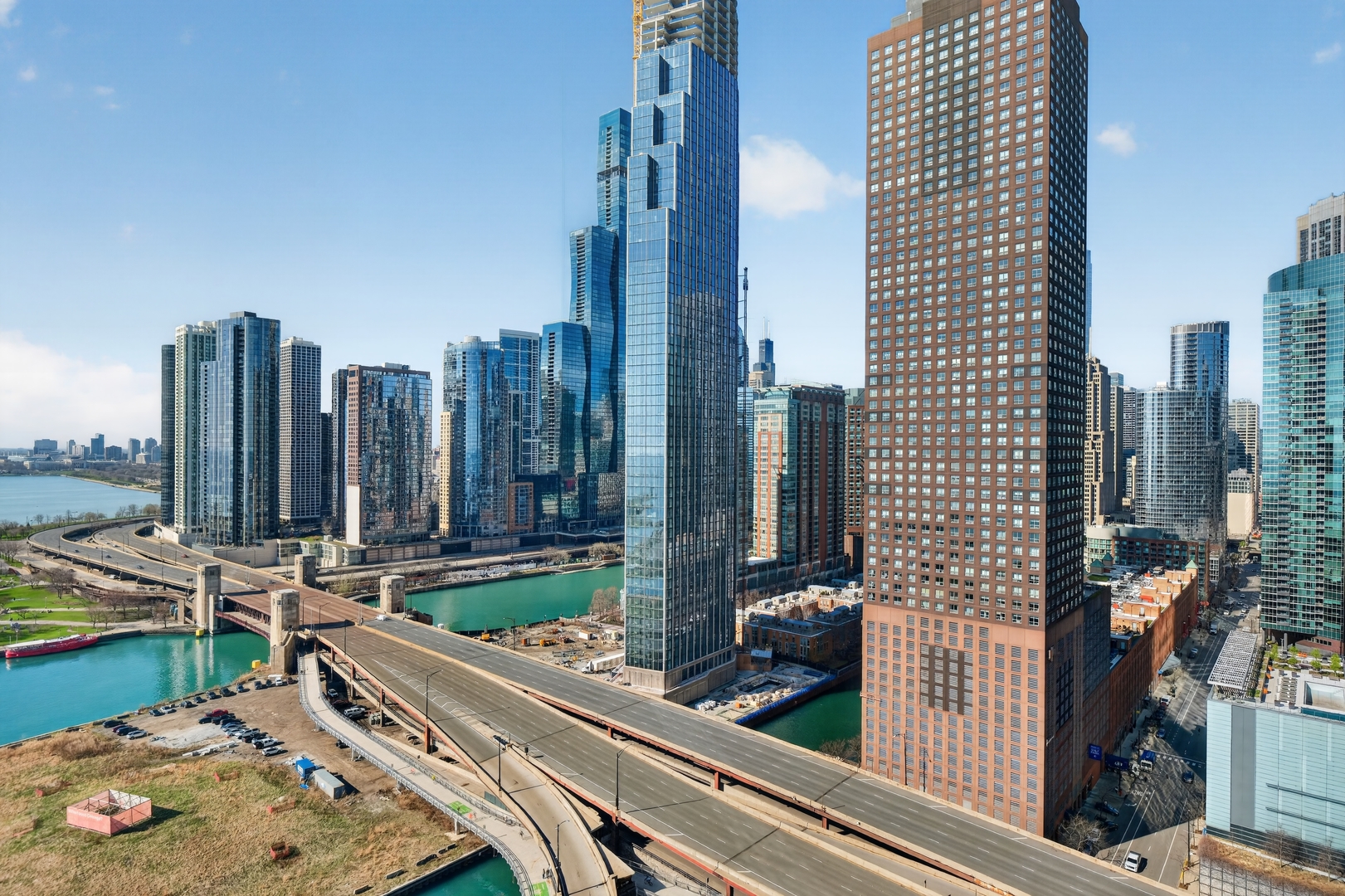 505 N Lake Shore Drive Unit: 2711