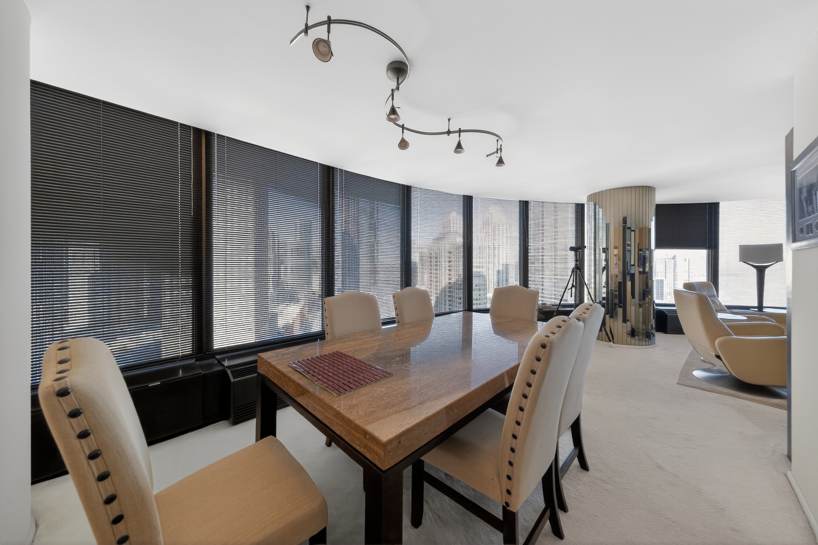 505 N Lake Shore Drive Unit: 2711
