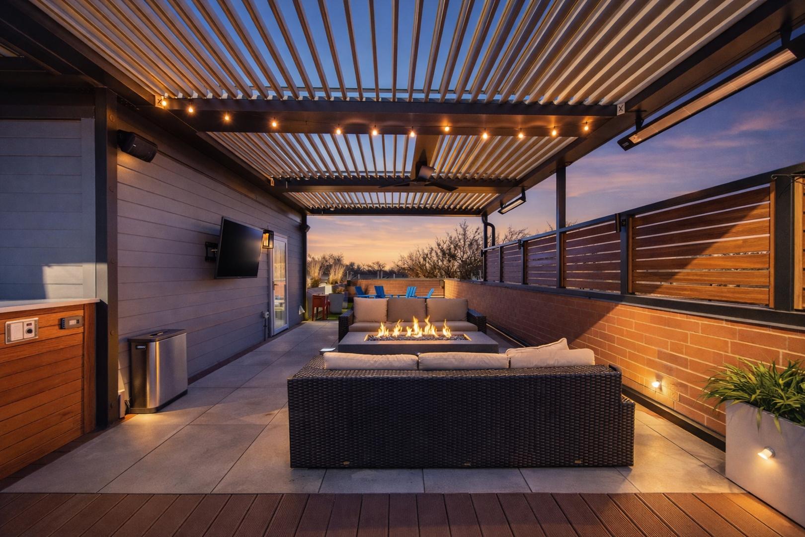 1042 W Altgeld Street Unit: 3