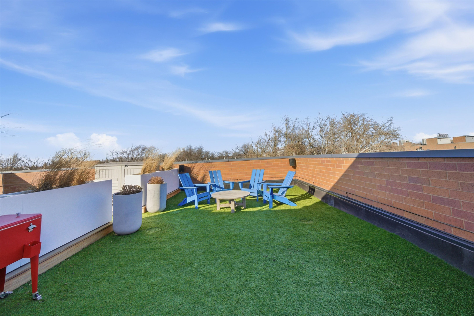 1042 W Altgeld Street Unit: 3