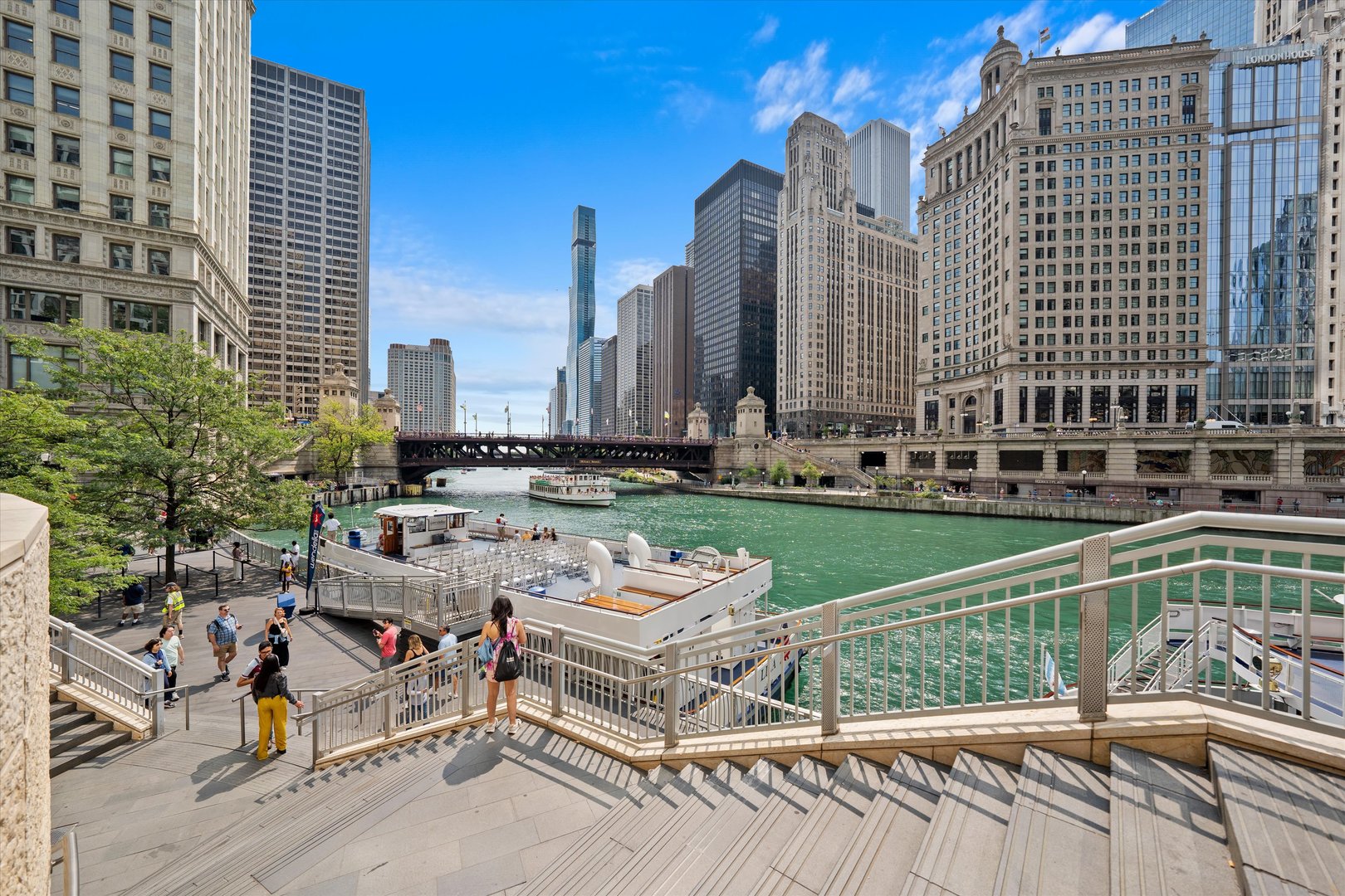 405 N Wabash Avenue Unit: 4701