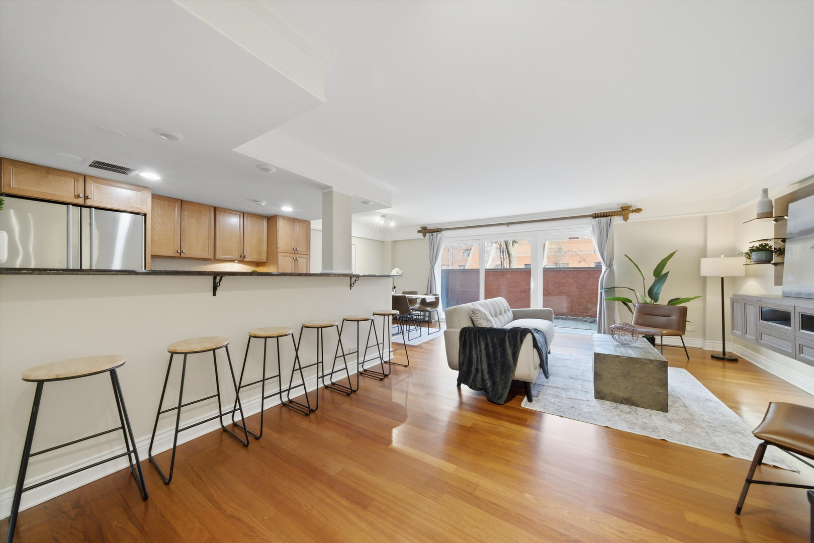 1169 S Plymouth Court Unit: 118