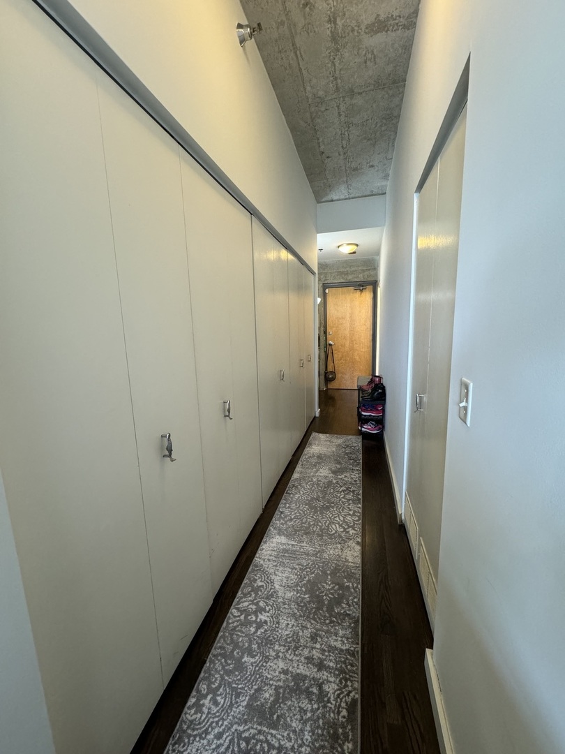 1620 S Michigan Avenue Unit: 613