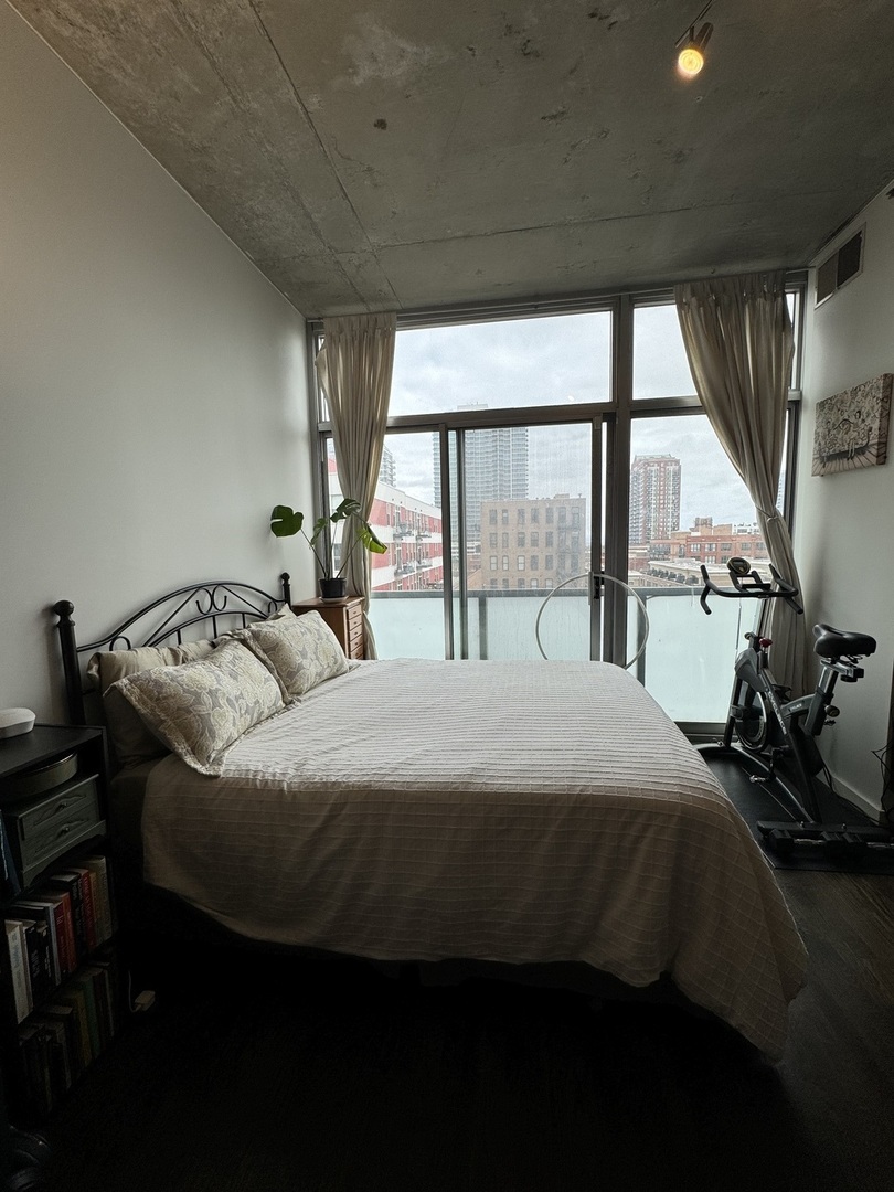 1620 S Michigan Avenue Unit: 613