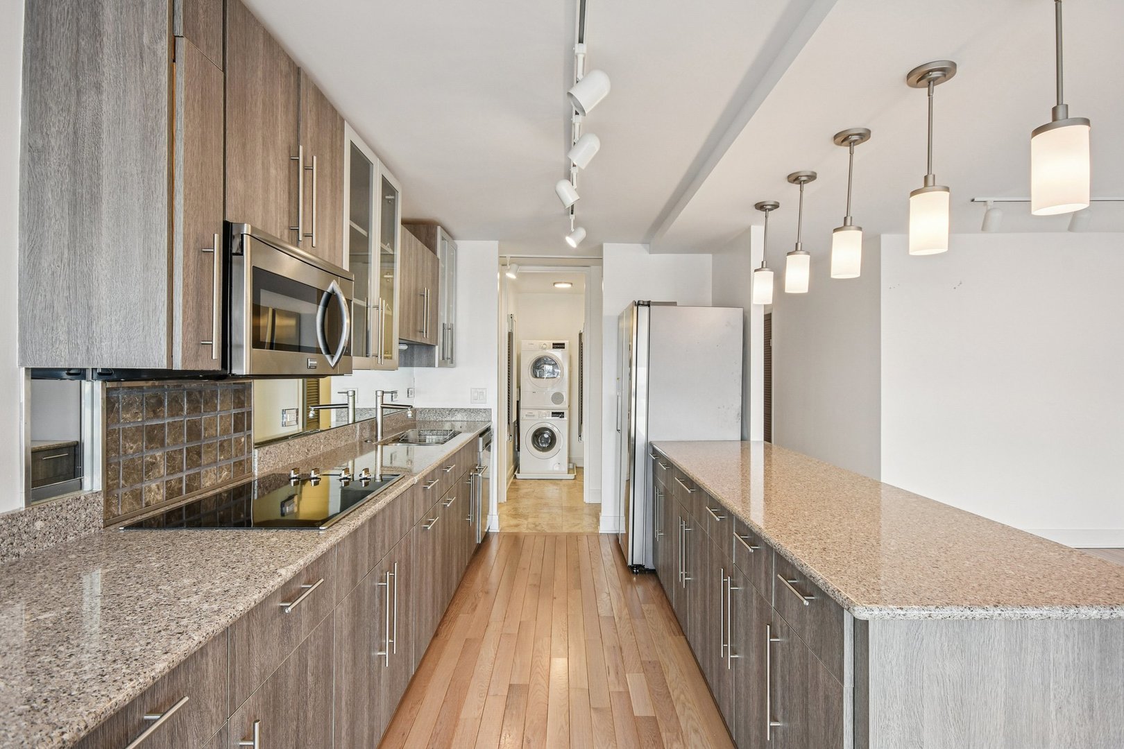 360 E Randolph Street Unit: 1102