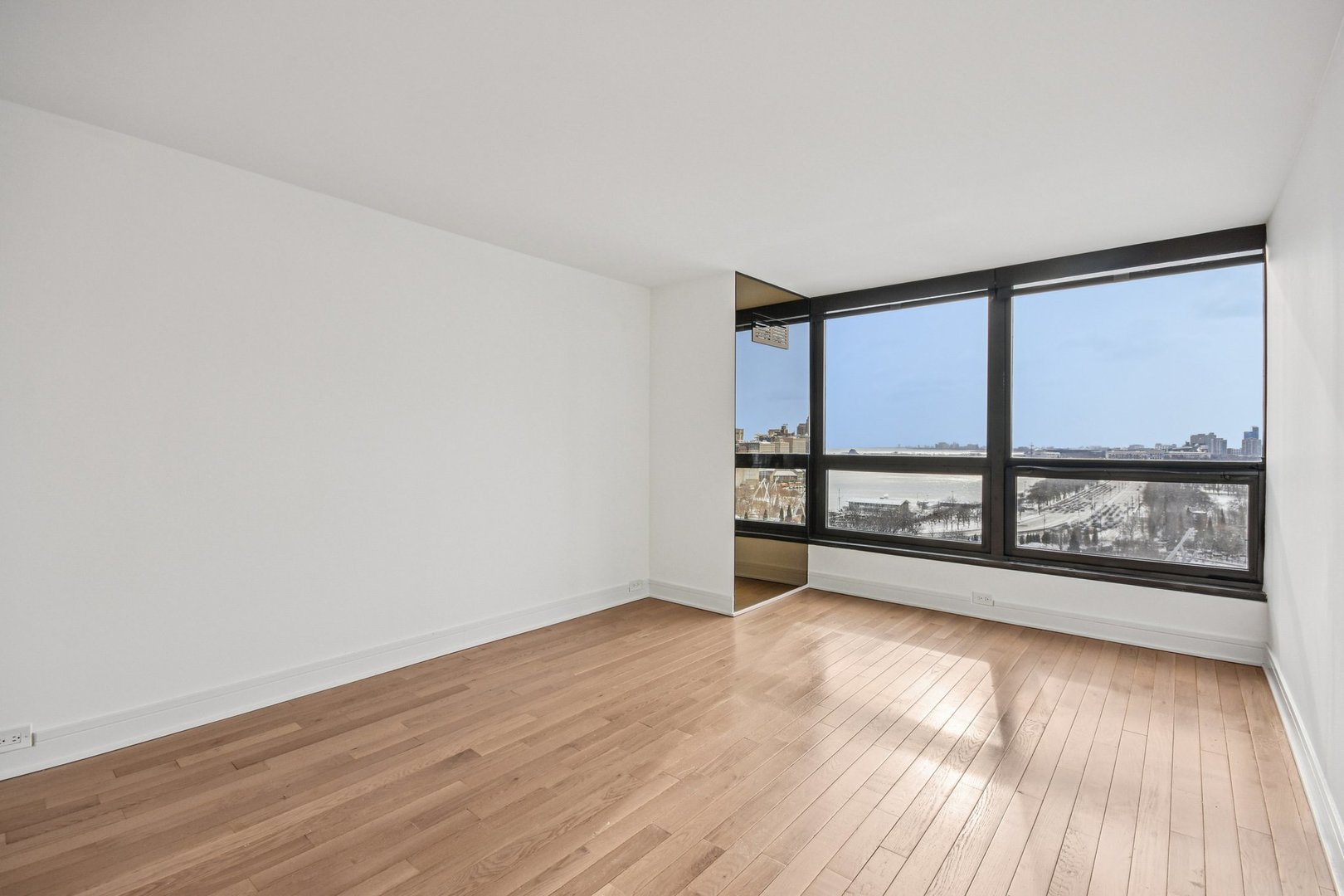 360 E Randolph Street Unit: 1102