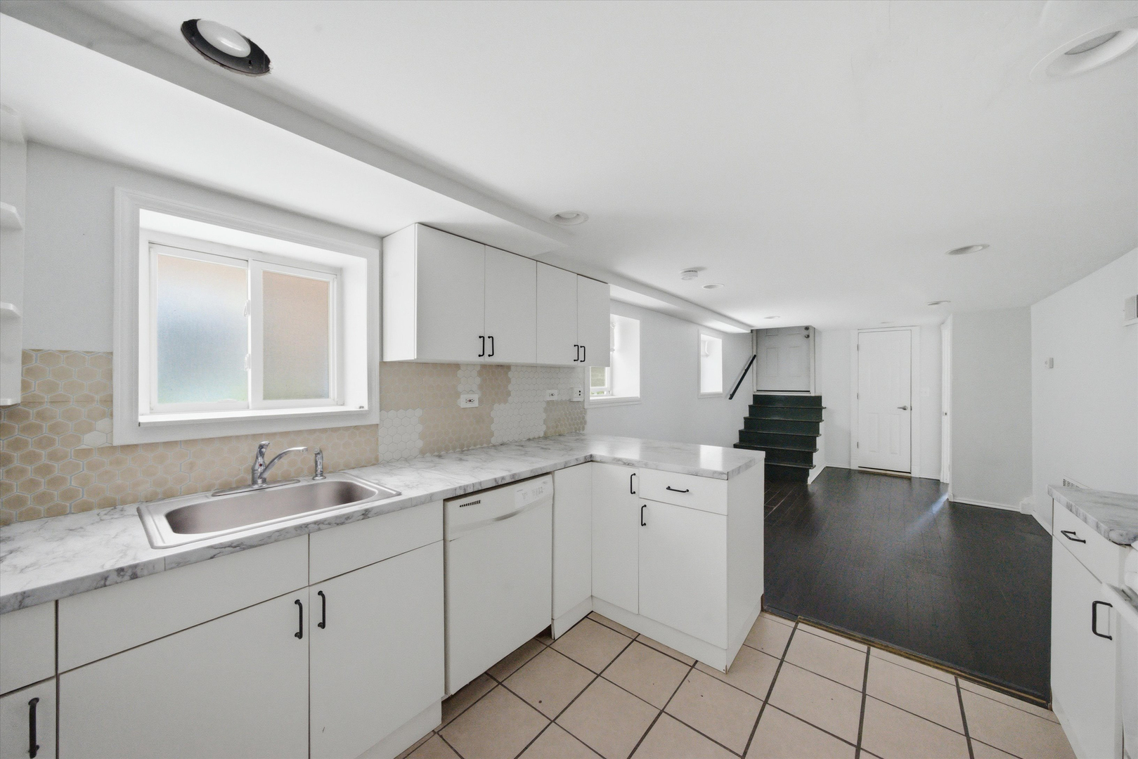 4735 N Keating Avenue