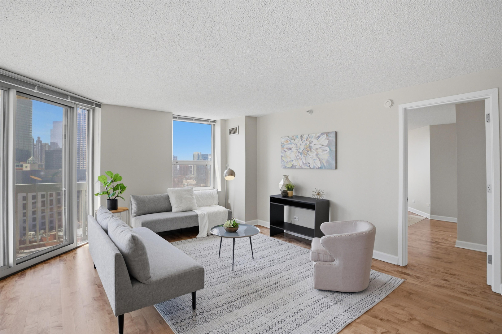 545 N Dearborn Street Unit: 2010