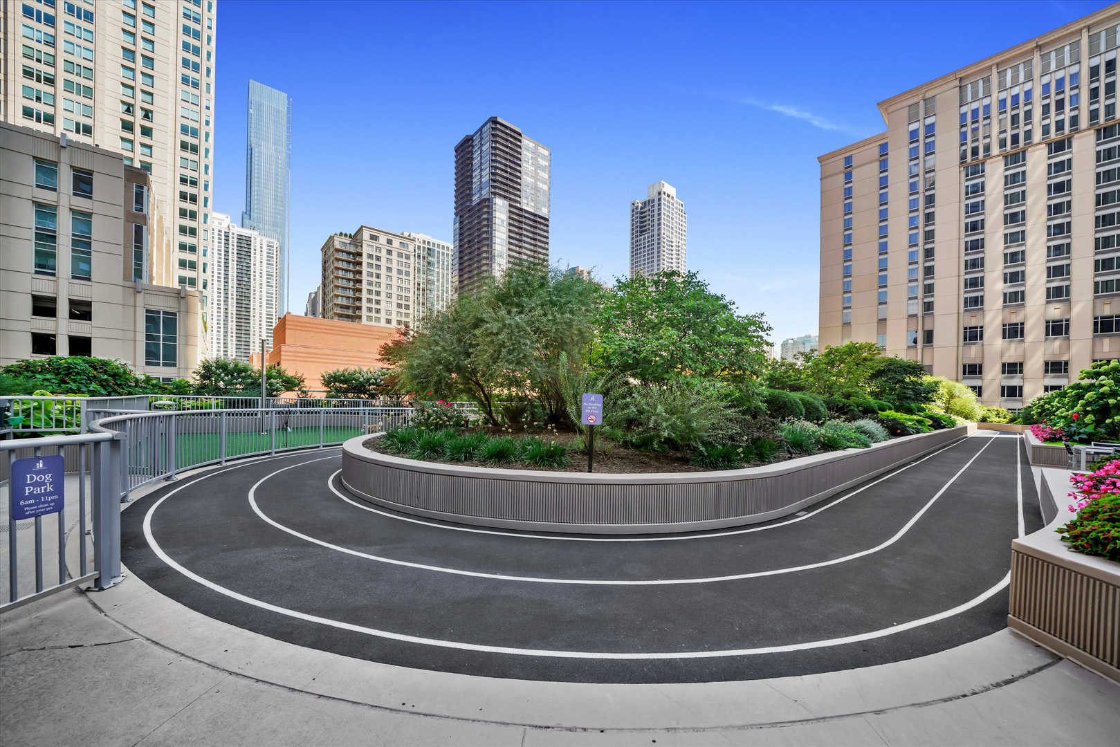 545 N Dearborn Street Unit: 2010