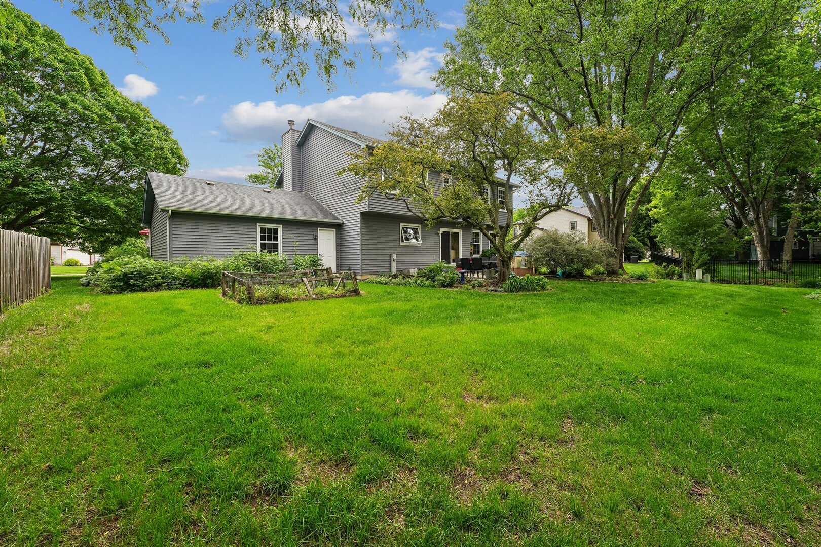 737 Clovetree Court