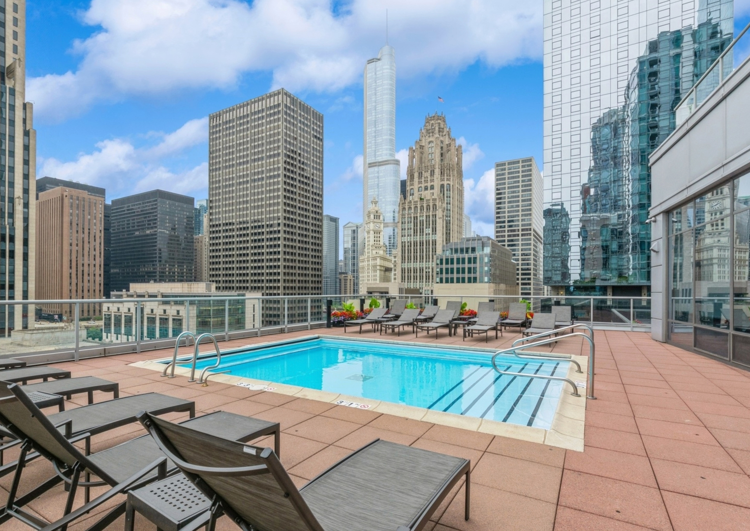 240 E Illinois Street Unit: 1503