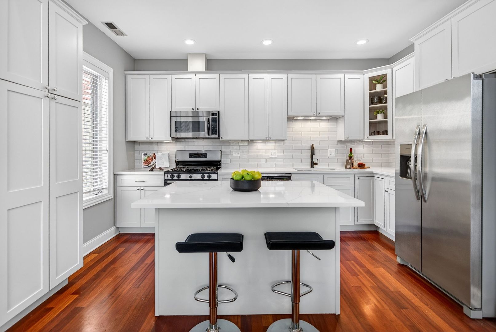 850 W Erie Street Unit: 3W