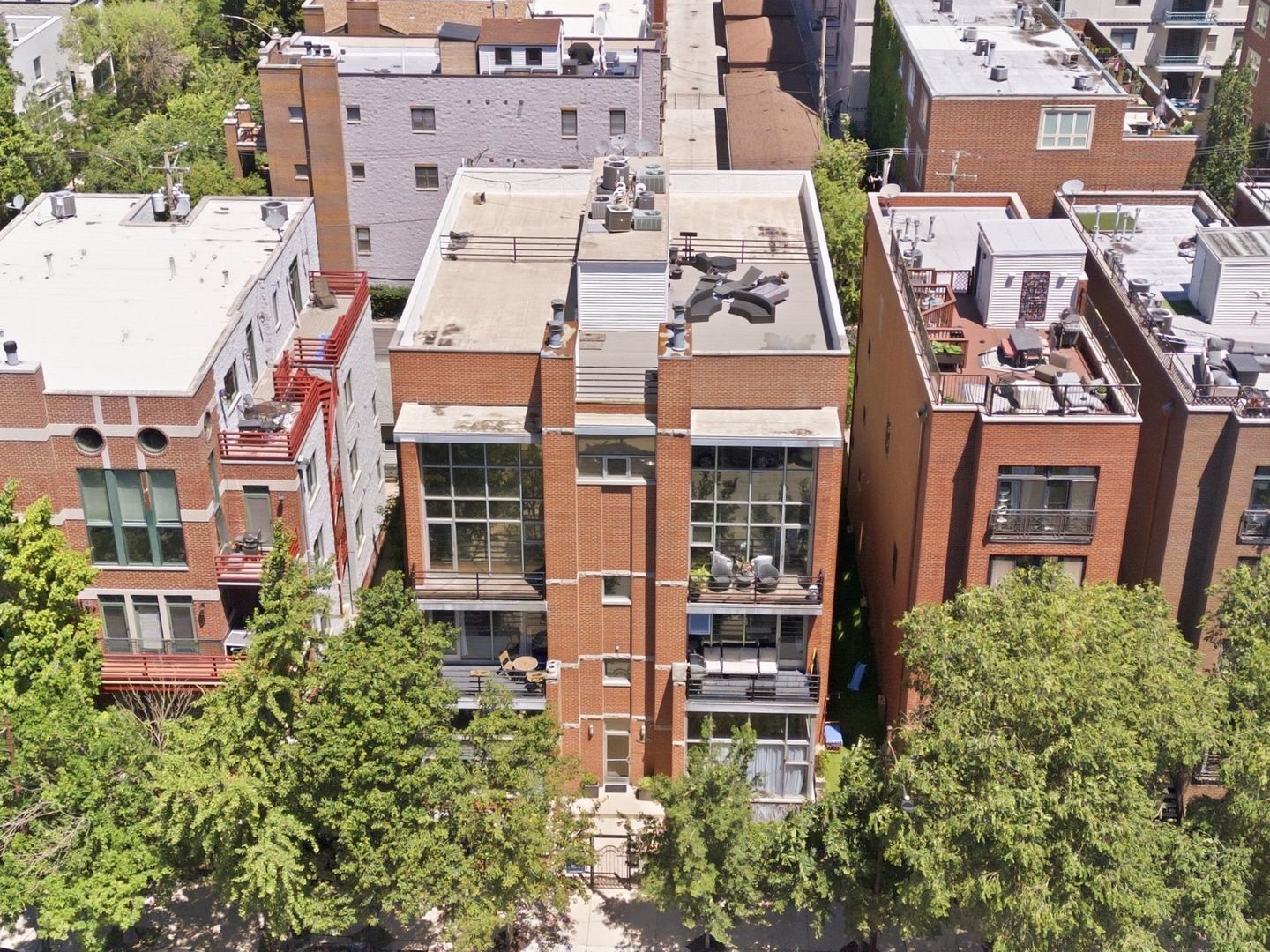 850 W Erie Street Unit: 3W