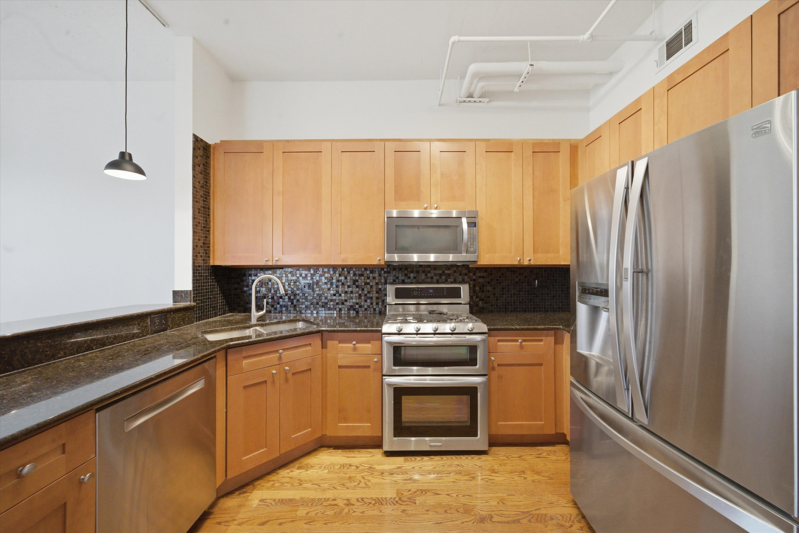 950 W Monroe Street Unit: 401