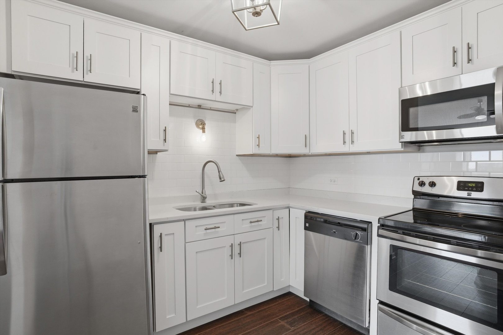 1660 N La Salle Drive Unit: 1004