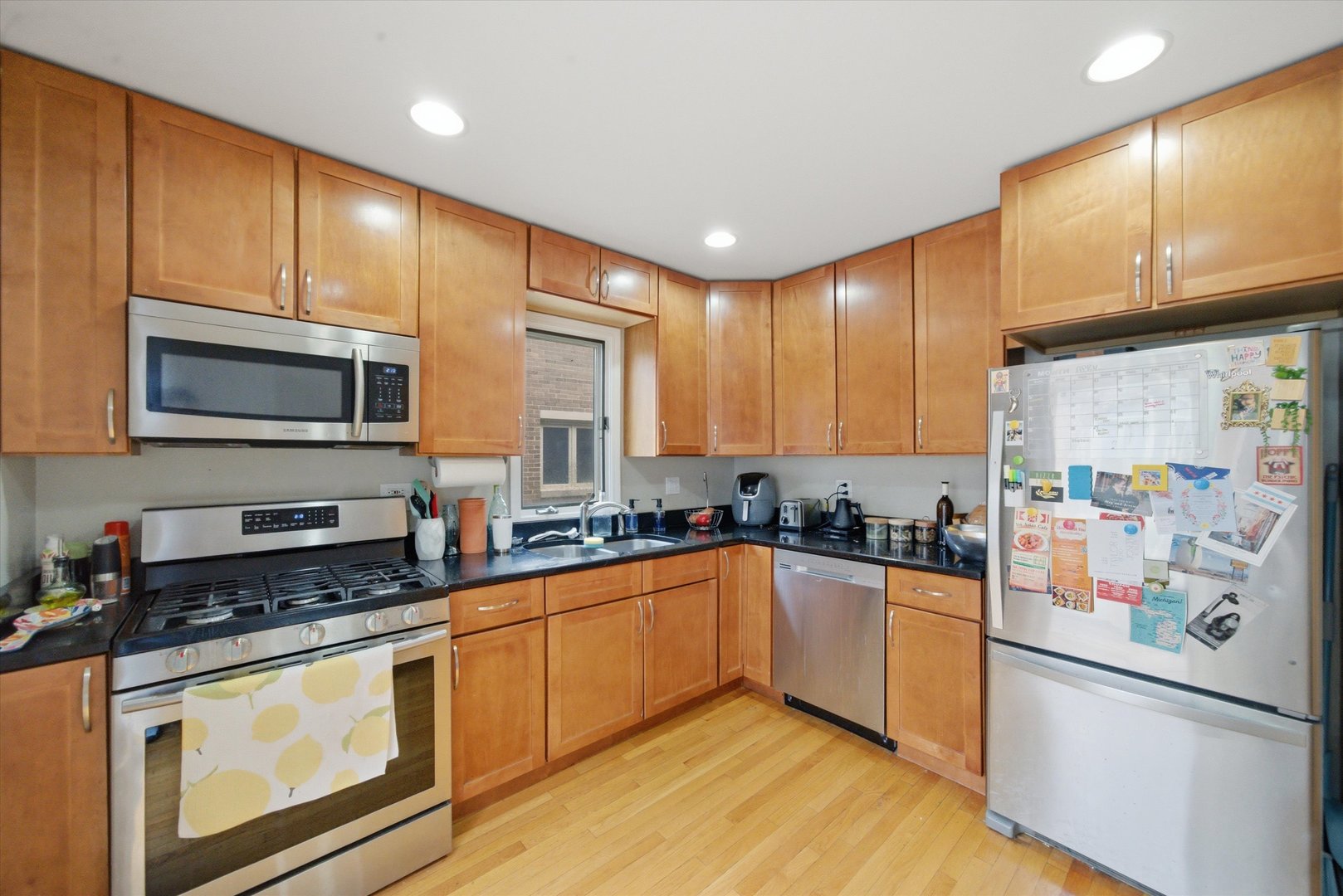 1248 W Fletcher Street Unit: J