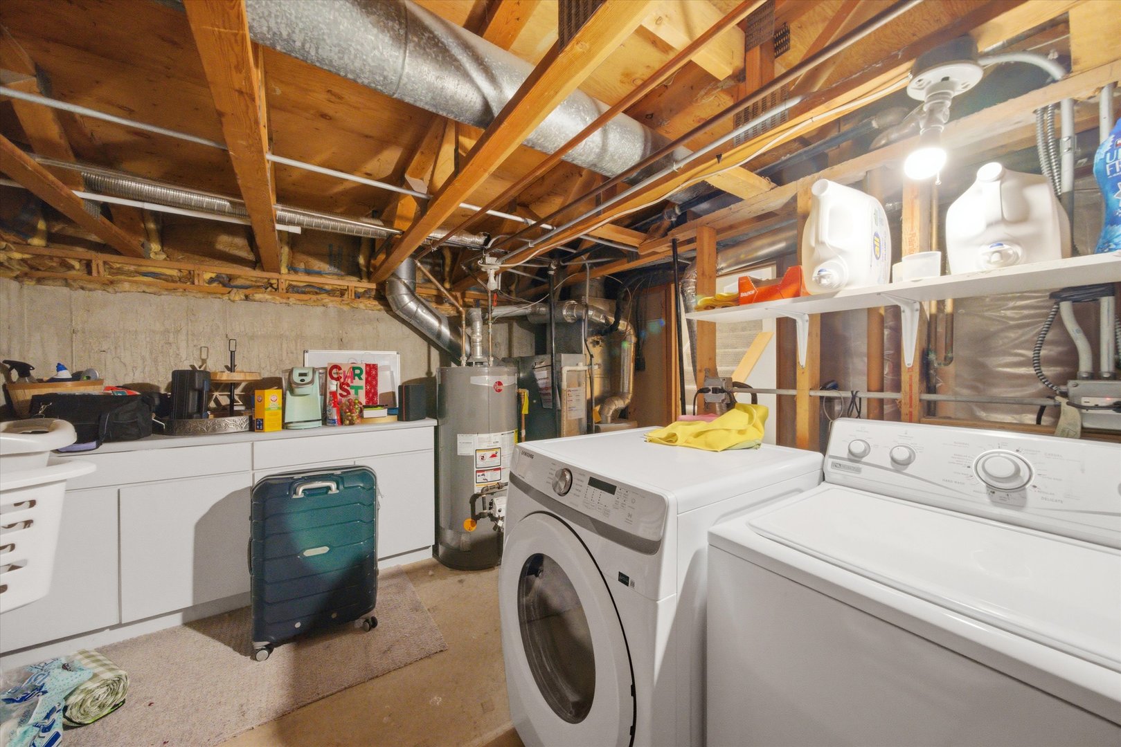 1248 W Fletcher Street Unit: J