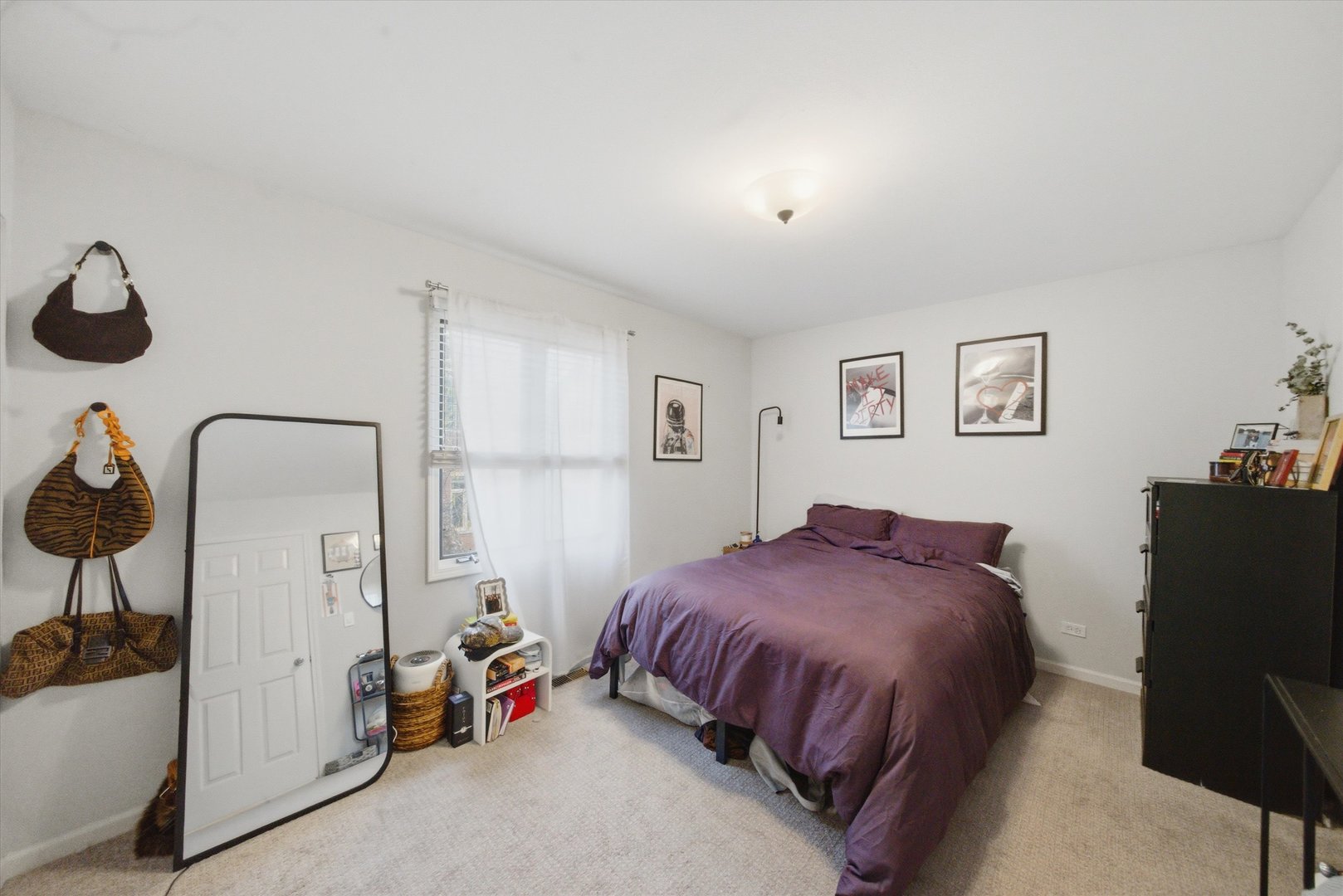 1248 W Fletcher Street Unit: J