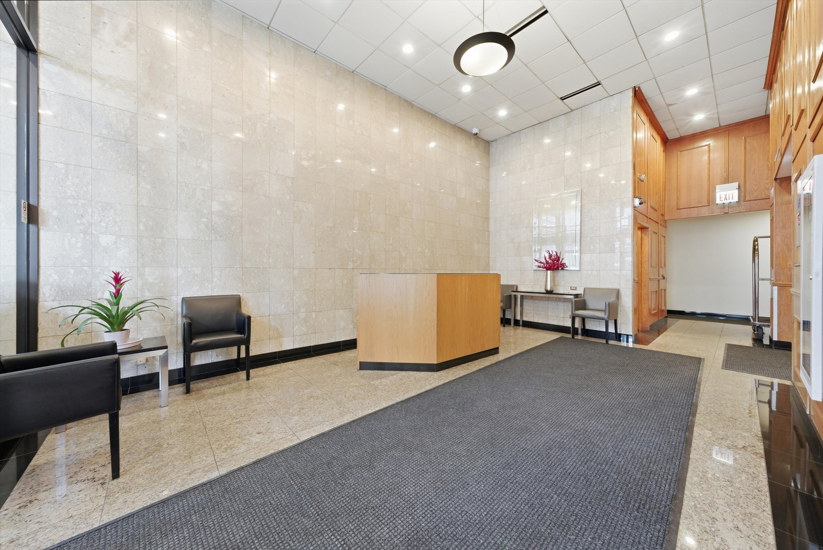 1540 N LaSalle Street Unit: 1505