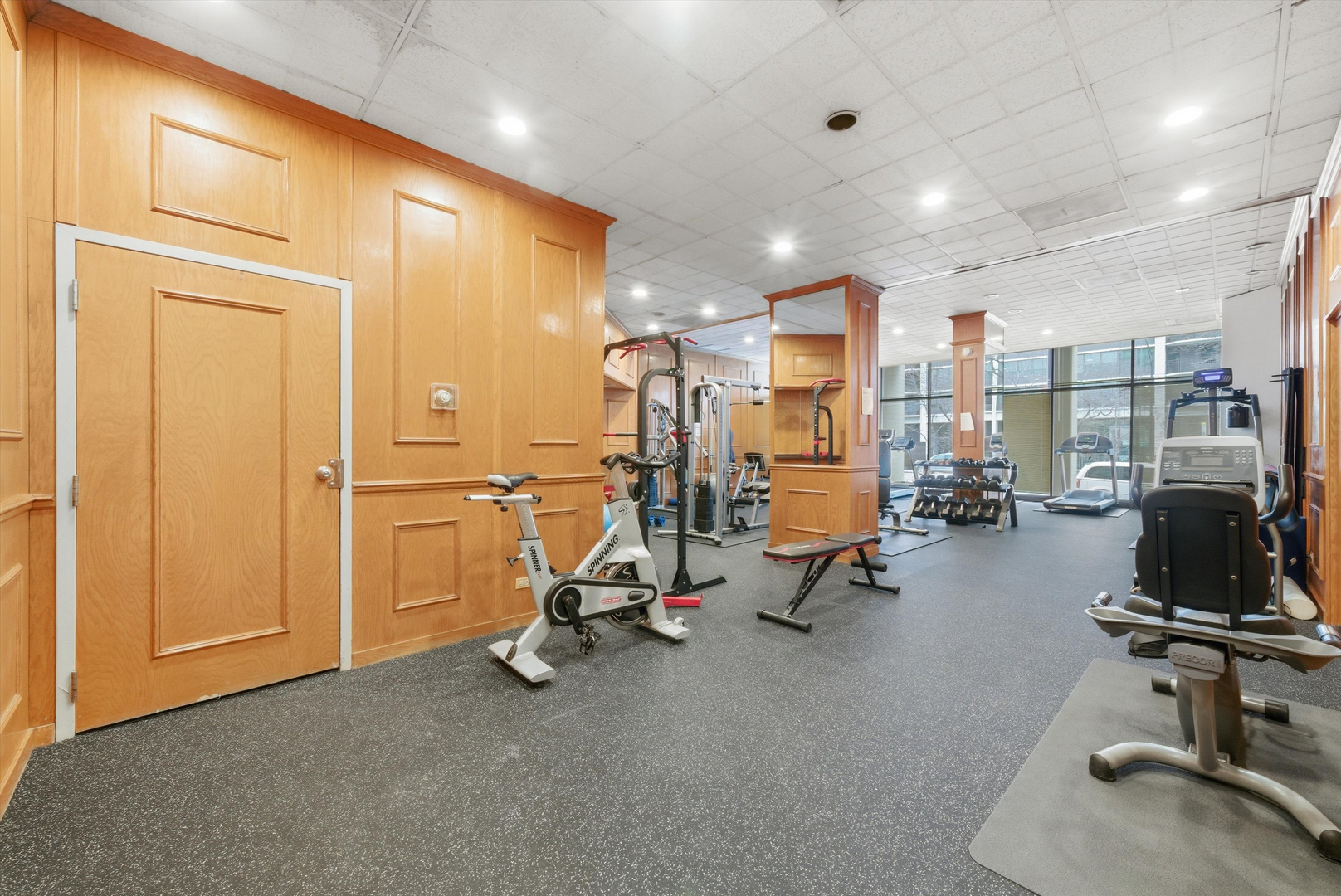 1540 N LaSalle Street Unit: 1505