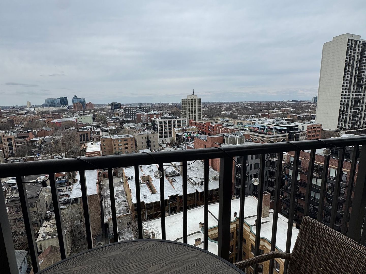 1540 N LaSalle Street Unit: 1505