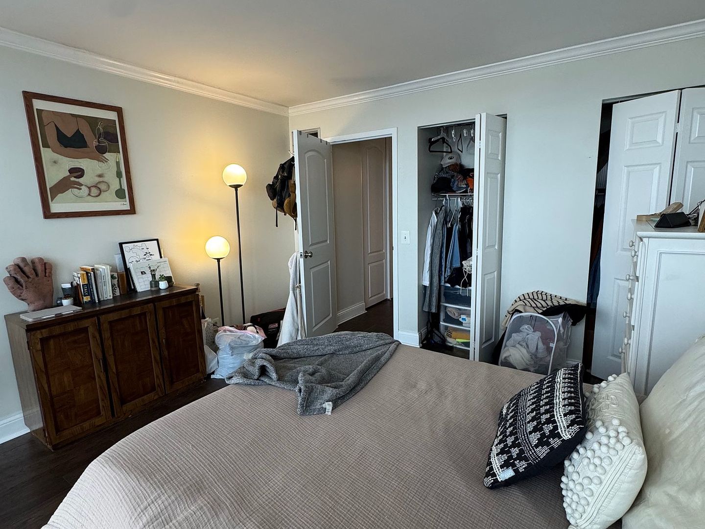 1540 N LaSalle Street Unit: 1505