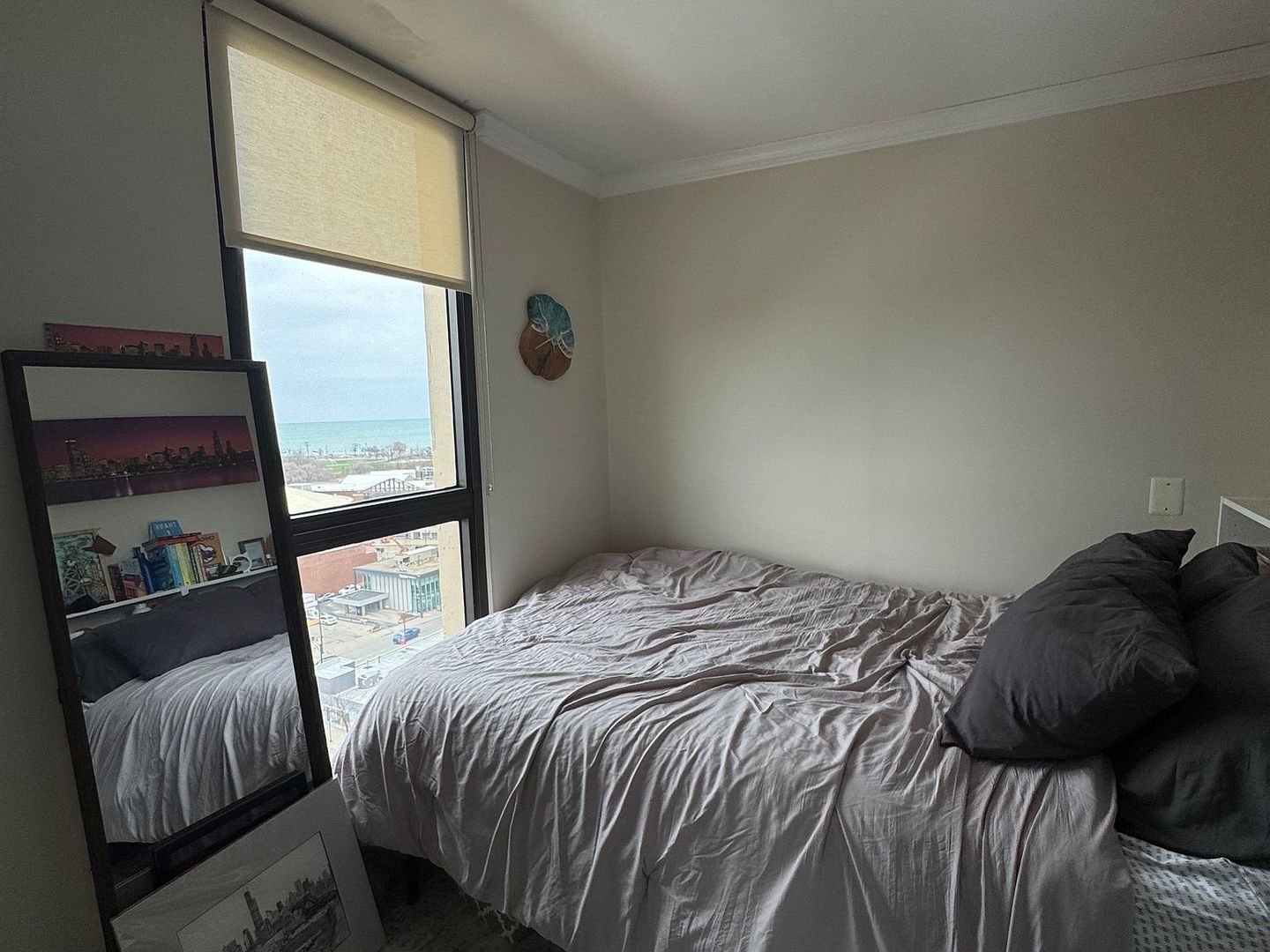 1540 N LaSalle Street Unit: 1505