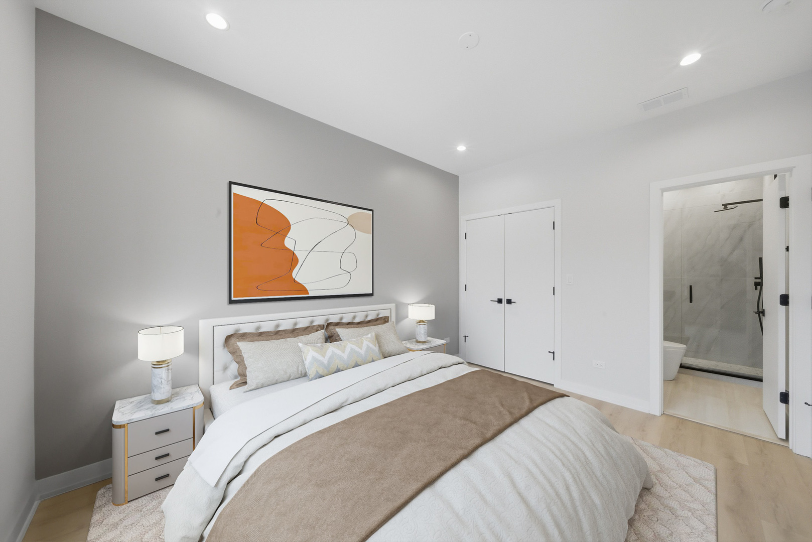 1355 N Western Avenue Unit: 3A