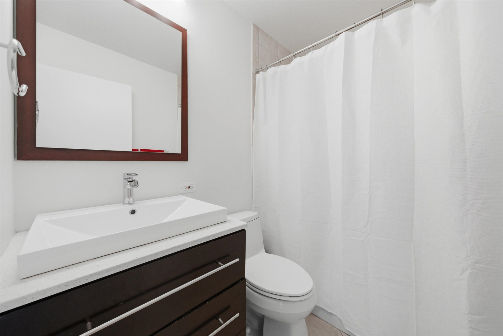 1310 N Ritchie Court Unit: 10B