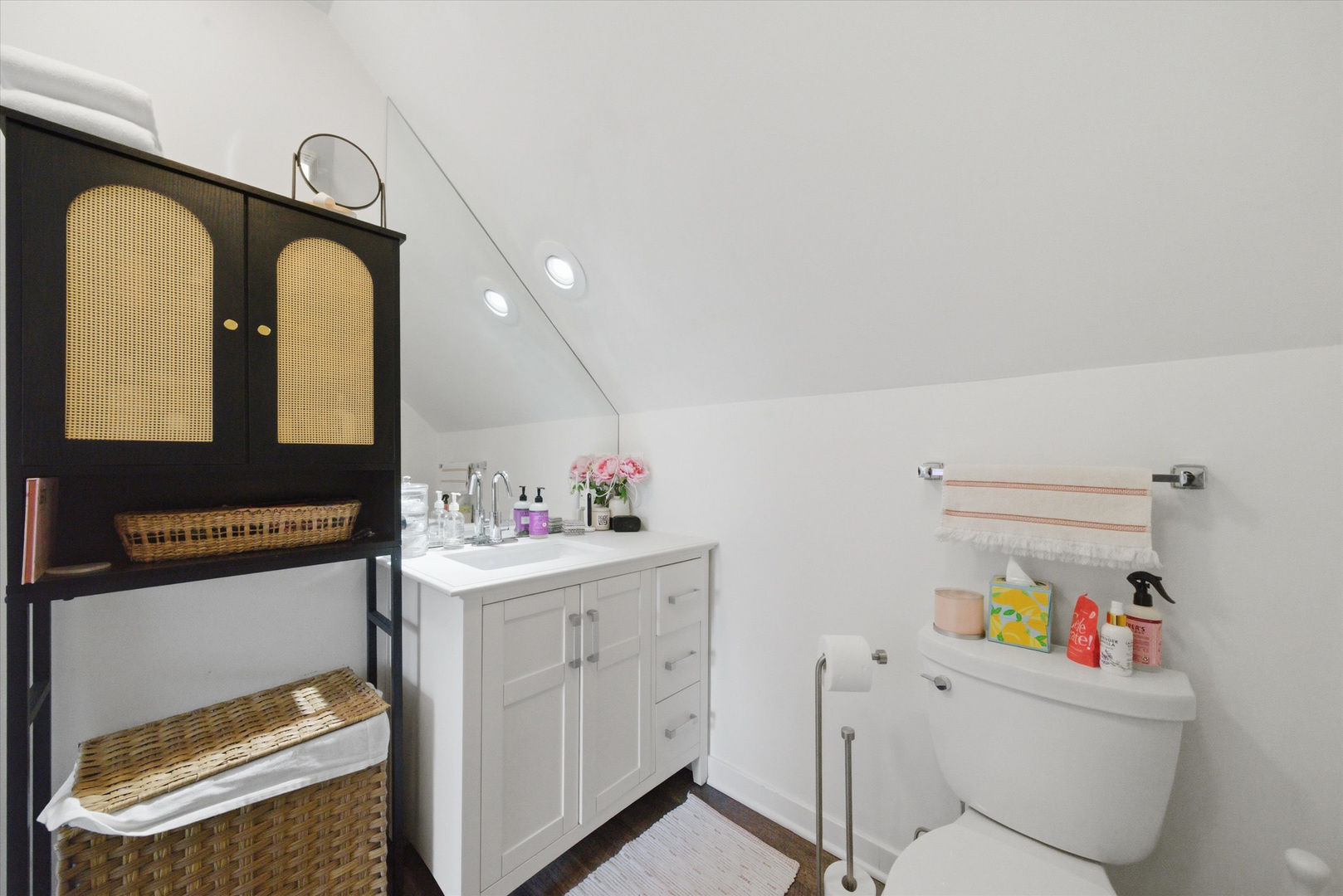 1722 W Wabansia Avenue