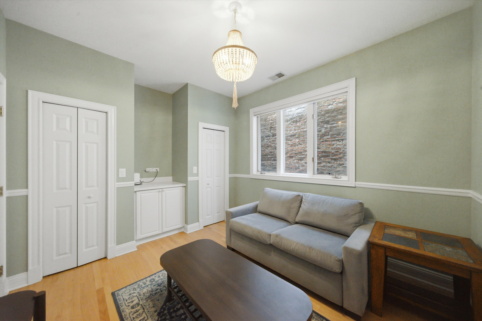 1656 W Augusta Boulevard Unit: 3W