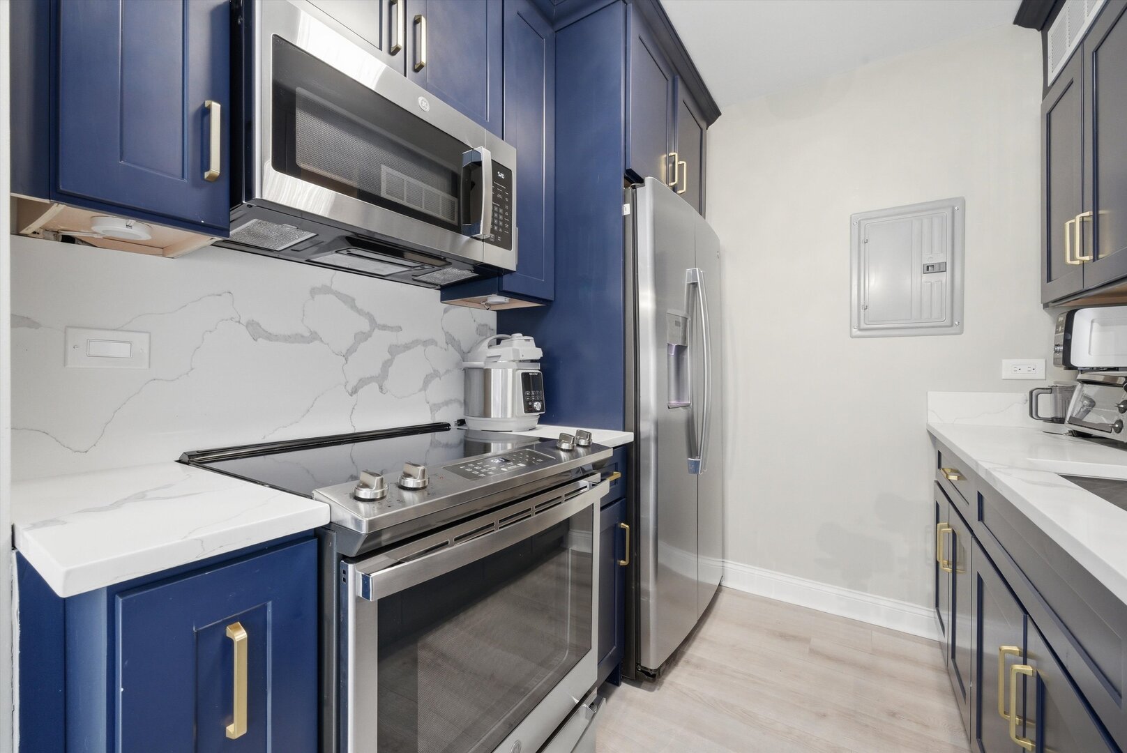 1325 N State Parkway Unit: 18D