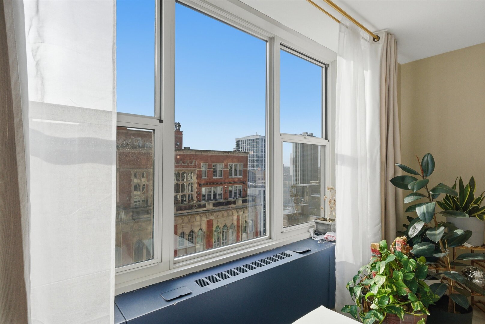 1325 N State Parkway Unit: 18D