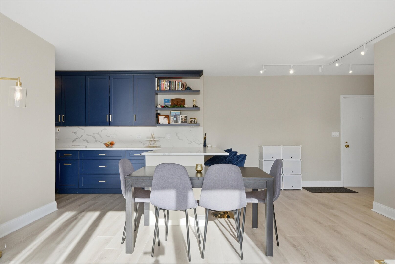 1325 N State Parkway Unit: 18D