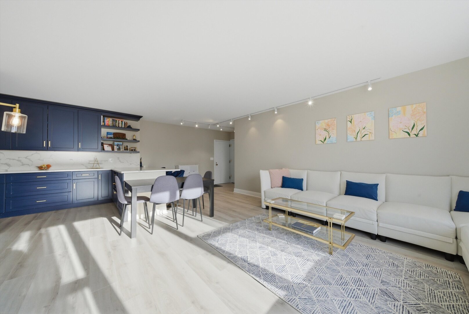 1325 N State Parkway Unit: 18D