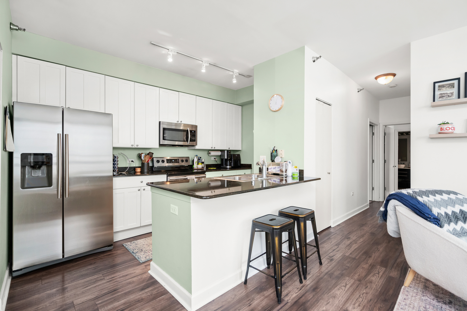 421 W Huron Street Unit: 1009